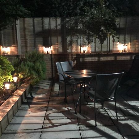 Idyllic Studio Flat Winchester Luaran gambar
