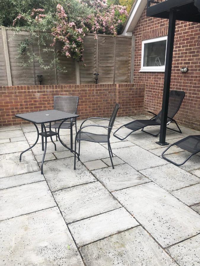 Idyllic Studio Flat Winchester Luaran gambar