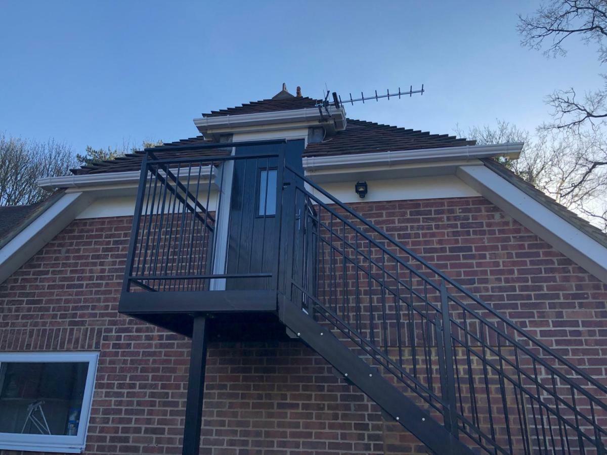 Idyllic Studio Flat Winchester Luaran gambar